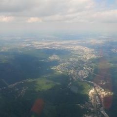 Flugwegposition um 13:52:18: Aufgenommen in der Nähe von Gemeinde Gablitz, Österreich in 1968 Meter